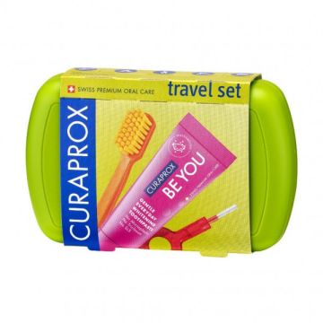 Curaprox Travel Set Στοματικής Υγιεινής με Οδοντόκρεμα 10ml + Οδοντόβουρτσα + Μεσοδόντιο Βουρτσάκι + Κουτί Μεταφοράς Πράσινο 1τμχ 
